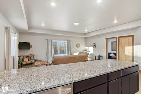 内装. Upper Mesa Villa #1, Glacier Suites - Upper Mesa Villa #1