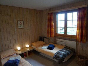 2 chambres, lit parapluie, Wi-Fi gratuit, draps fournis