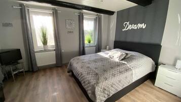 3 slaapkamers, een kluis op de kamer, een strijkplank/strijkijzer