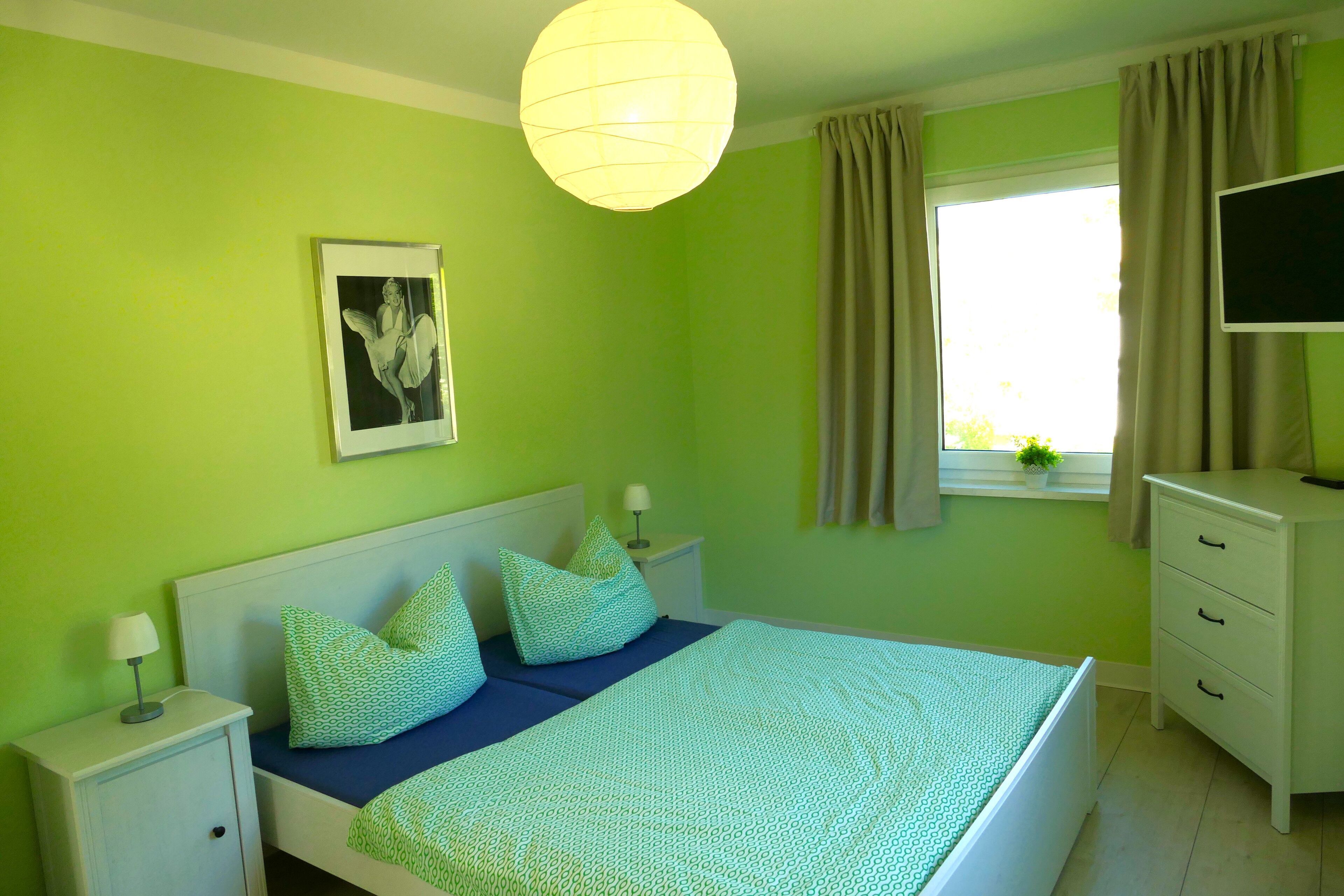 2 Schlafzimmer, Reisekinderbett, WLAN, Bettwäsche