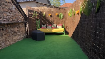 Enceinte de lâhĂ©bergement