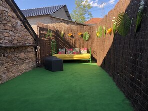 Property grounds - The campaign (Connac)