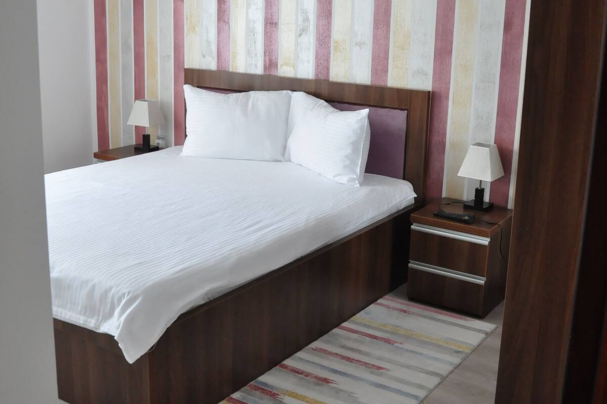 Habitación doble urbana | Minibar, insonorización, wifi gratis y ropa de cama