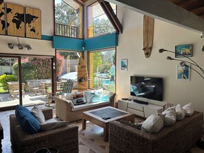 Smart TV, video games, DVD player, table tennis