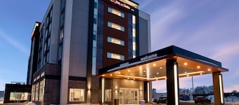 Hampton Inn & Suites Ottawa West