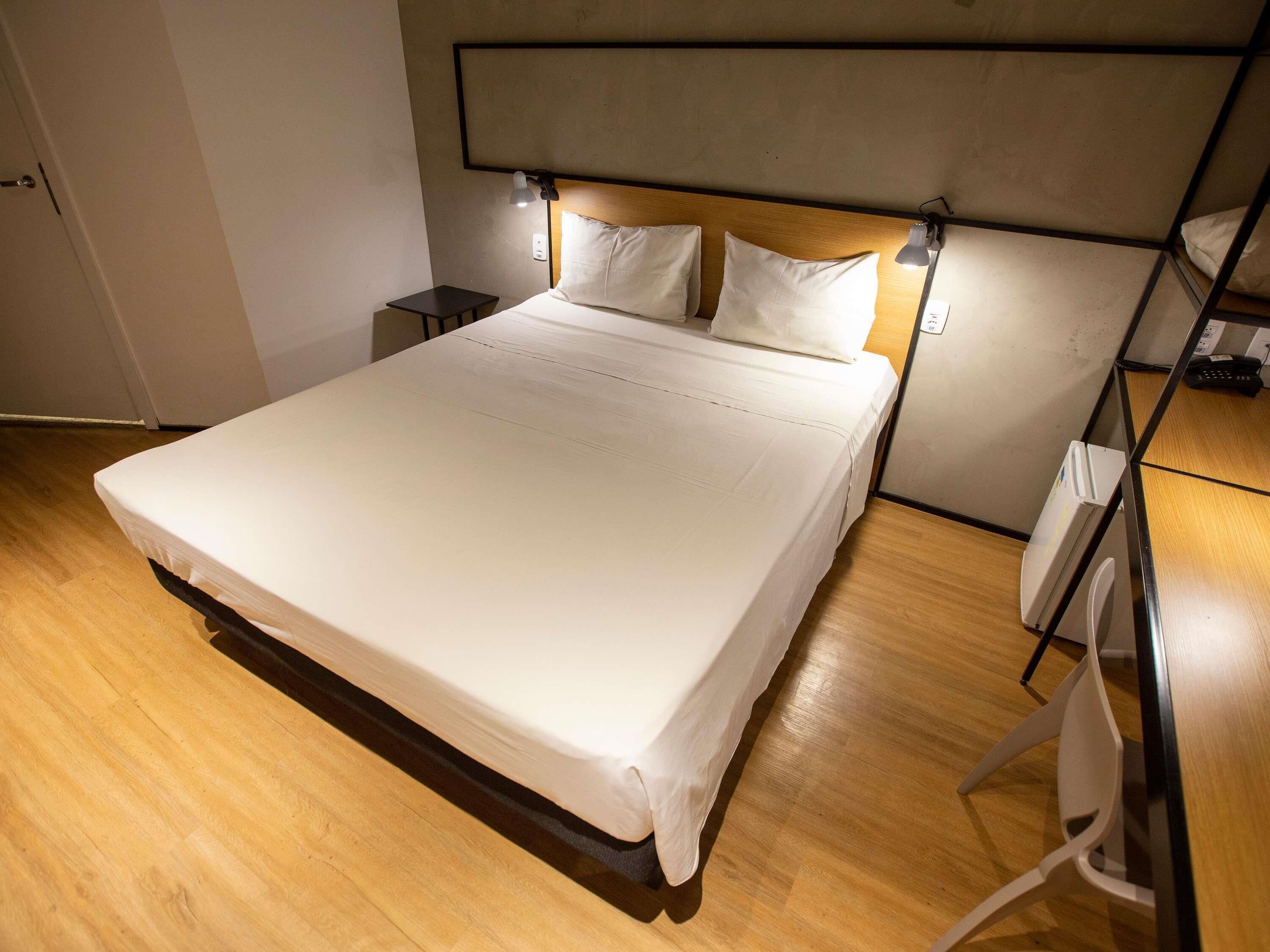 Standard Room, 1 Double Bed | 1 bedroom, minibar, free WiFi, bed sheets