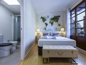 1 bedroom, iron/ironing board, Internet, bed sheets - Cozy duplex with Terrace, 1 Bedrooms, 2+2 Pax, Central Market, old town (Valencia)