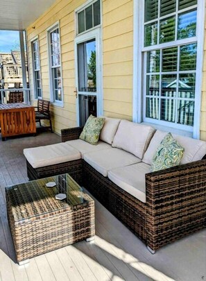 Terrace/patio - Cape Haven - Condo 1.5 Blocks from Beach (Cape Charles)
