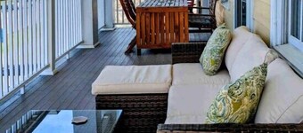 Cape Haven - Condo 1.5 Blocks from Beach