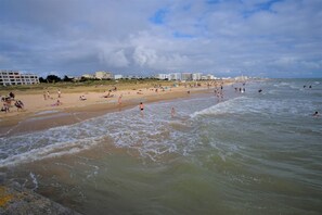 Beach nearby, sun-loungers