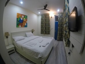 Free WiFi, bed sheets - Rajputana Diaries (Jaipur)