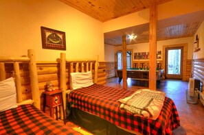 Cabin, 3 Bedrooms | 3 bedrooms, bed sheets