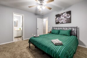 2 Schlafzimmer, Bügeleisen/Bügelbrett, WLAN, Bettwäsche