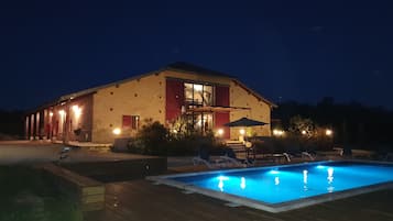 Piscine extérieure