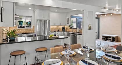 Mystic Wave: Walk To Carmel by the Sea