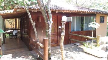 Classic Cabin | Minibar, desk, free WiFi, bed sheets