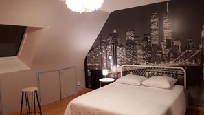 4 Schlafzimmer, Schreibtisch, Bügeleisen/Bügelbrett, kostenloses WLAN