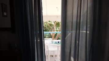 Quarto, vista para o jardim, no jardim | Terraço/pátio