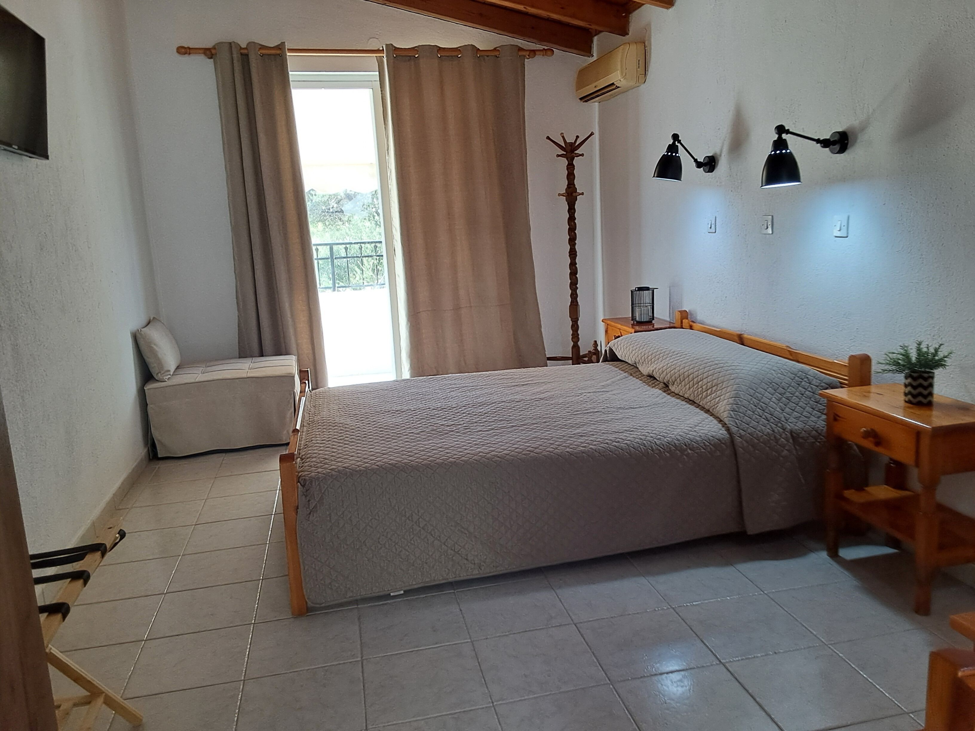 Room, Garden View, Garden Area | Soundproofing, free WiFi, bed sheets