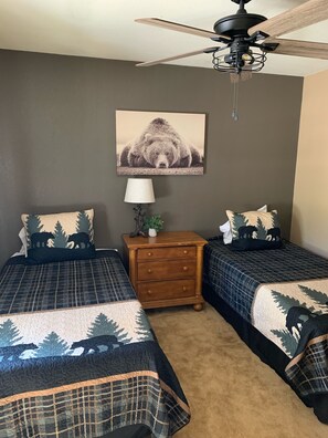 3 chambres, Wi-Fi gratuit, draps fournis