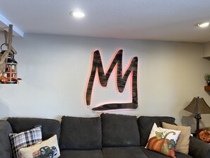 Smart TV, fireplace, video games