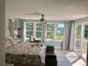 4 bedrooms, desk, iron/ironing board, free WiFi - 111 Popple Bottom- Newly remodeled, central a/c, private pond beach access (Sandwich)