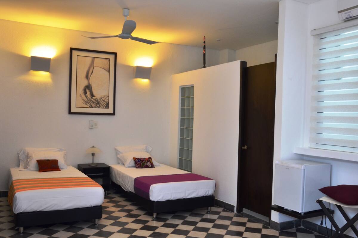 Chambre Familiale | Minibar, Wi-Fi gratuit, draps fournis