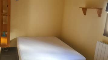 2 bedrooms