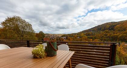 Cozy fire magic with sauna and fireplace at the edge of the forest - pets welcome!