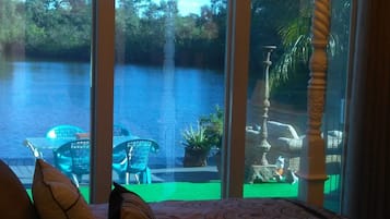 1 habitación, escritorio, tabla de planchar con plancha y wifi gratis