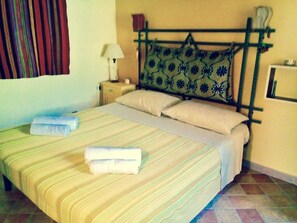 2 sovrum, skrivbord, strykjärn/strykbräda och wi-fi