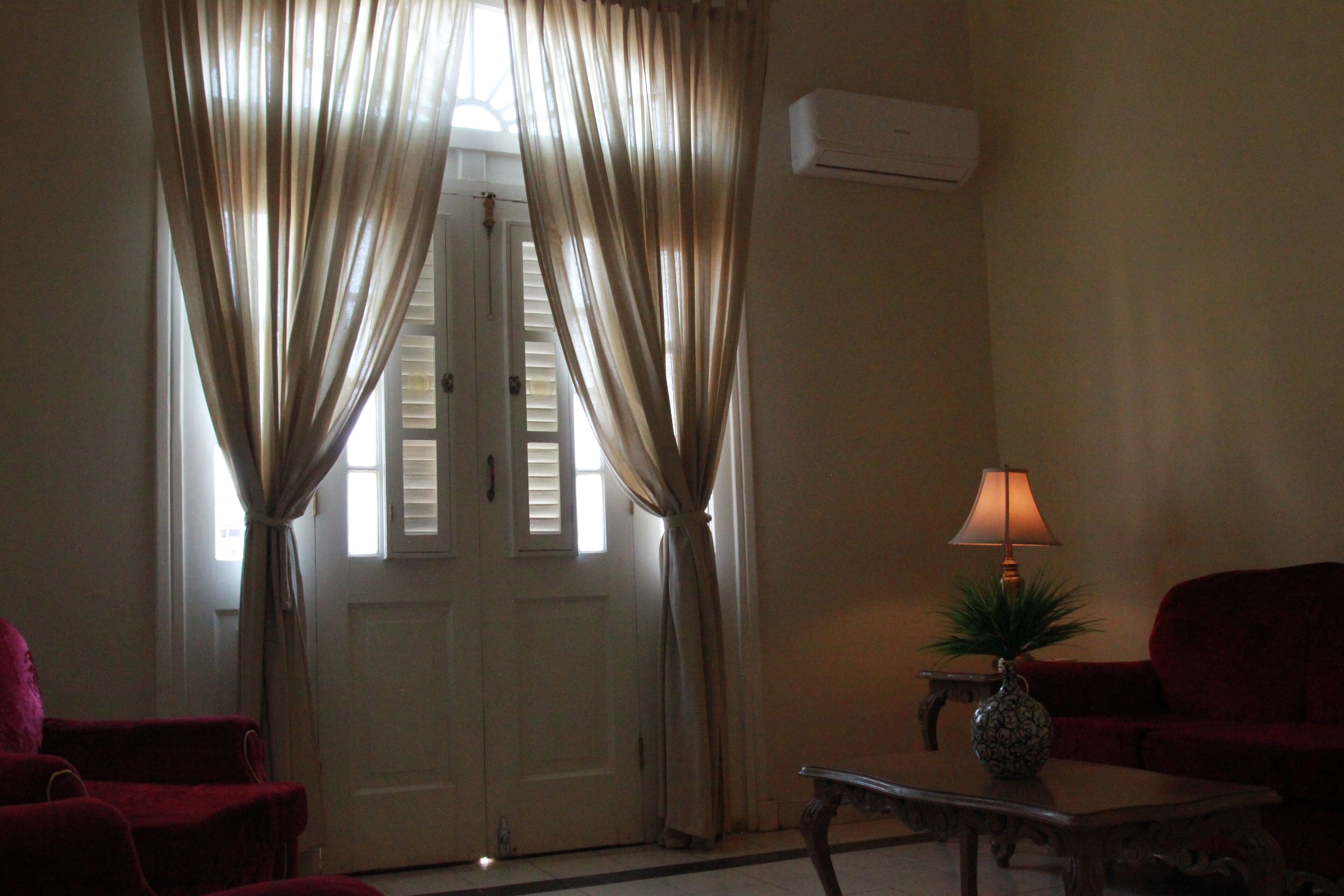 grand suite | living area | 32-inch led tv with digital channels, tv