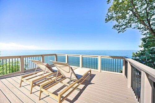 Modern Lake Michigan Home with 3 Lakefront Decks!