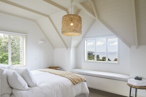 9 bedrooms, iron/ironing board, travel cot, WiFi