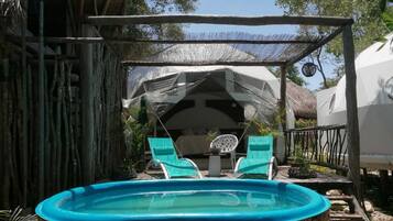 Bañera de hidromasaje exterior