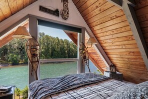 3 間睡房、免費 Wi-Fi、床單