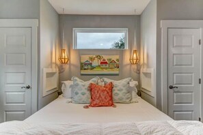 3 bedrooms, WiFi, bed sheets - Key Lime Cottage - Hosted By Moore AI Rentals (Fernandina Beach)