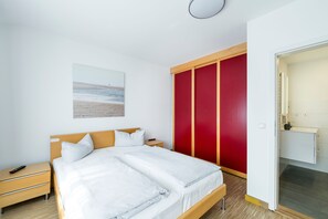 3 Schlafzimmer, Reisekinderbett, WLAN, Bettwäsche