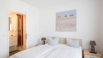 3 Schlafzimmer, Reisekinderbett, WLAN, Bettwäsche