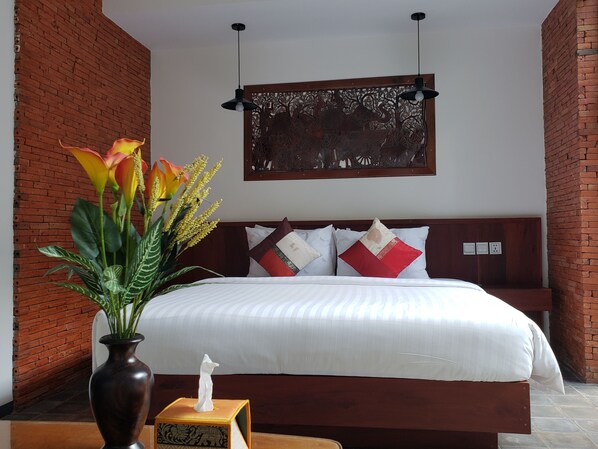 King Room with Pool View | In-room safe, individually decorated, free WiFi, bed sheets - Pride Boutique Hotel - Catering to LGBTQ (Siem Reap)