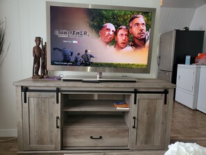 Interior - Updated farm style Apt. w/ loft minutes from Airport and Seattle (Tukwila)