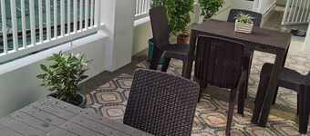 Flip Flops Hostel