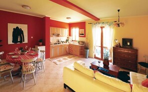 Smart-TV, Kamin, DVD-Player