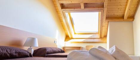 Hypo-allergenic bedding, down duvets, minibar, desk