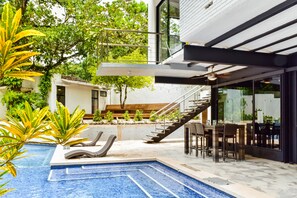 Outdoor dining - Beautiful home w/ private pool, outdoor dining w/ private grill, & accessibility (Playa Carrillo)