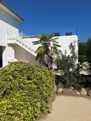 Overnatningsstedets område