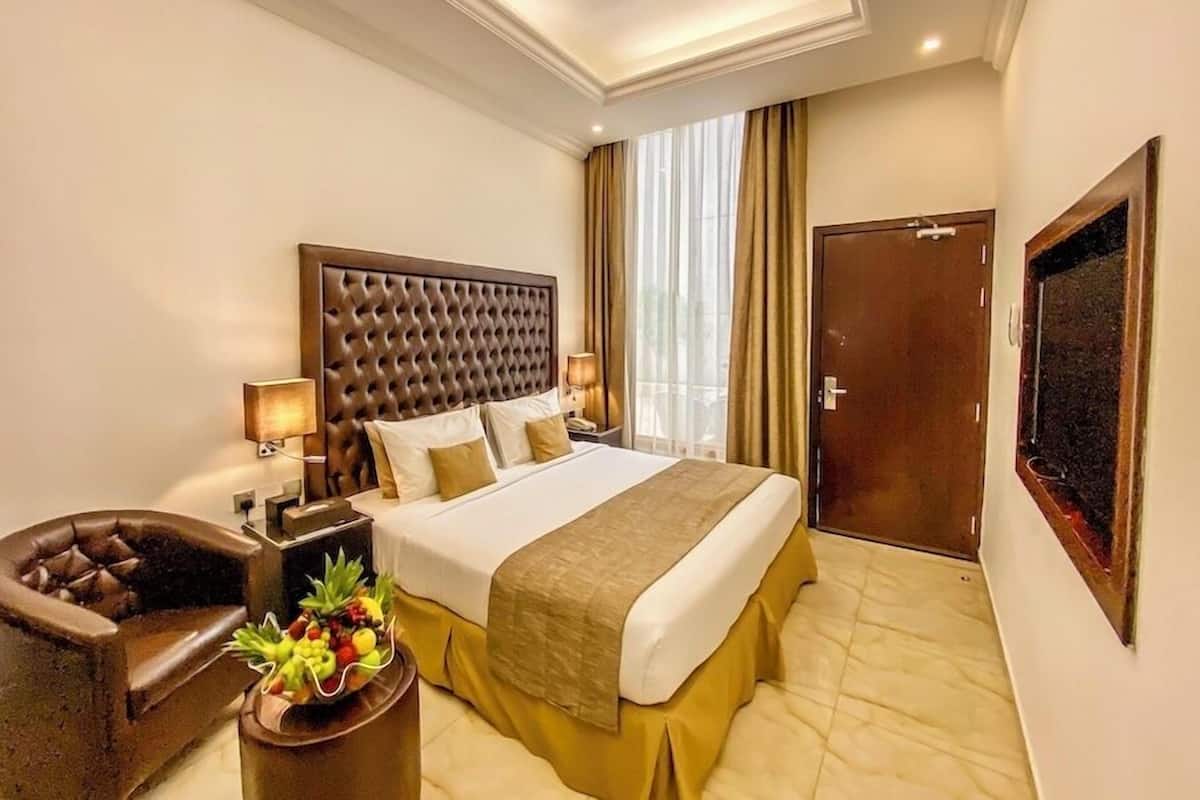 1 bedroom, minibar, in-room safe, blackout drapes