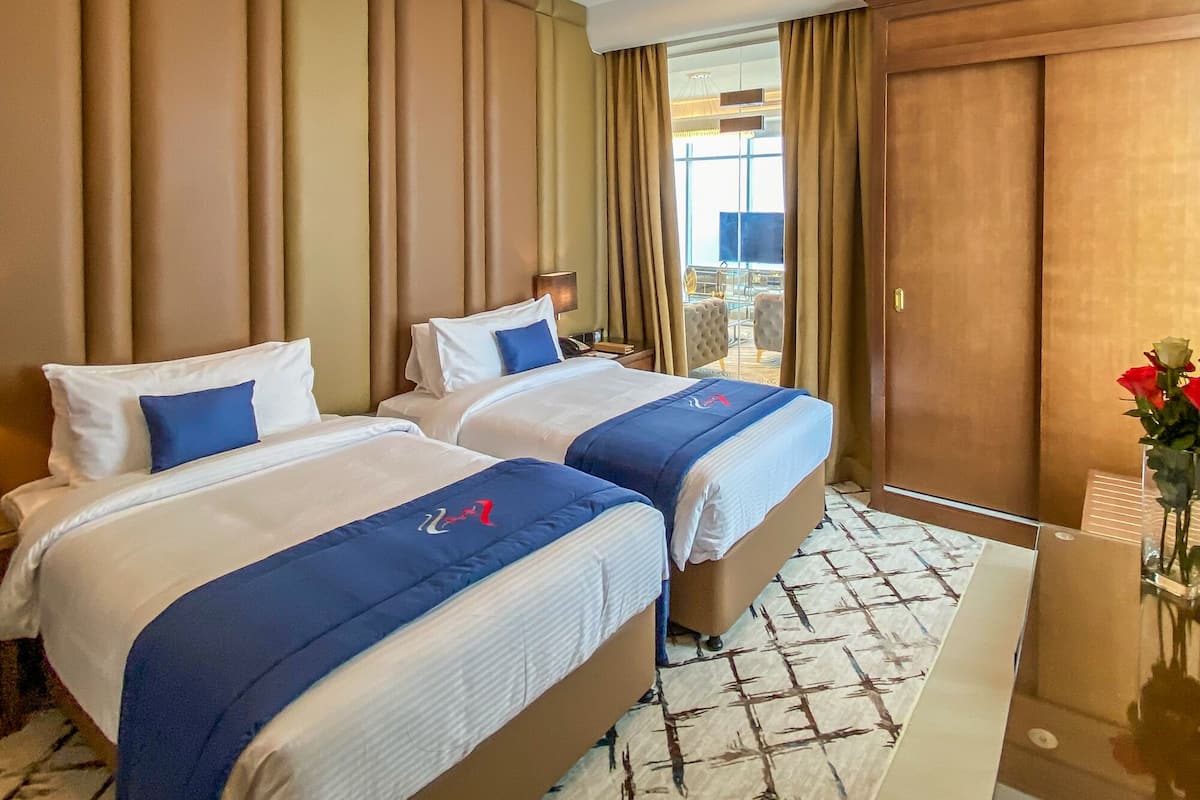 Penthouse | 1 bedroom, minibar, in-room safe, blackout drapes
