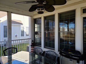 Outdoor dining - Minutes from Bethany Beach, sleeps 14, pools, golf, tennis beach shuttle & more (Ocean View)