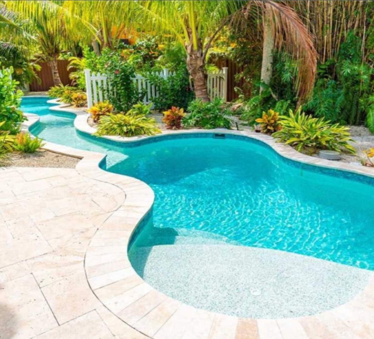 Welcome to A Lazy River Day & Night